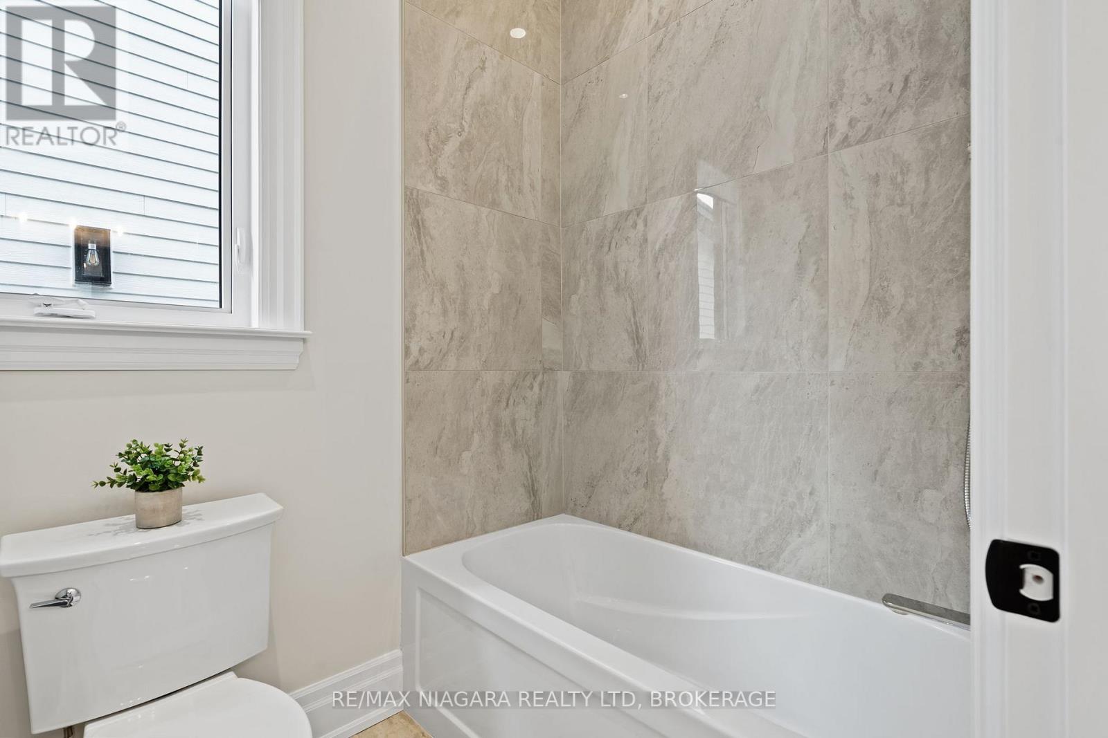 107 Millpond Road, Niagara-On-The-Lake, Ontario  L0S 1J1 - Photo 21 - X12606302