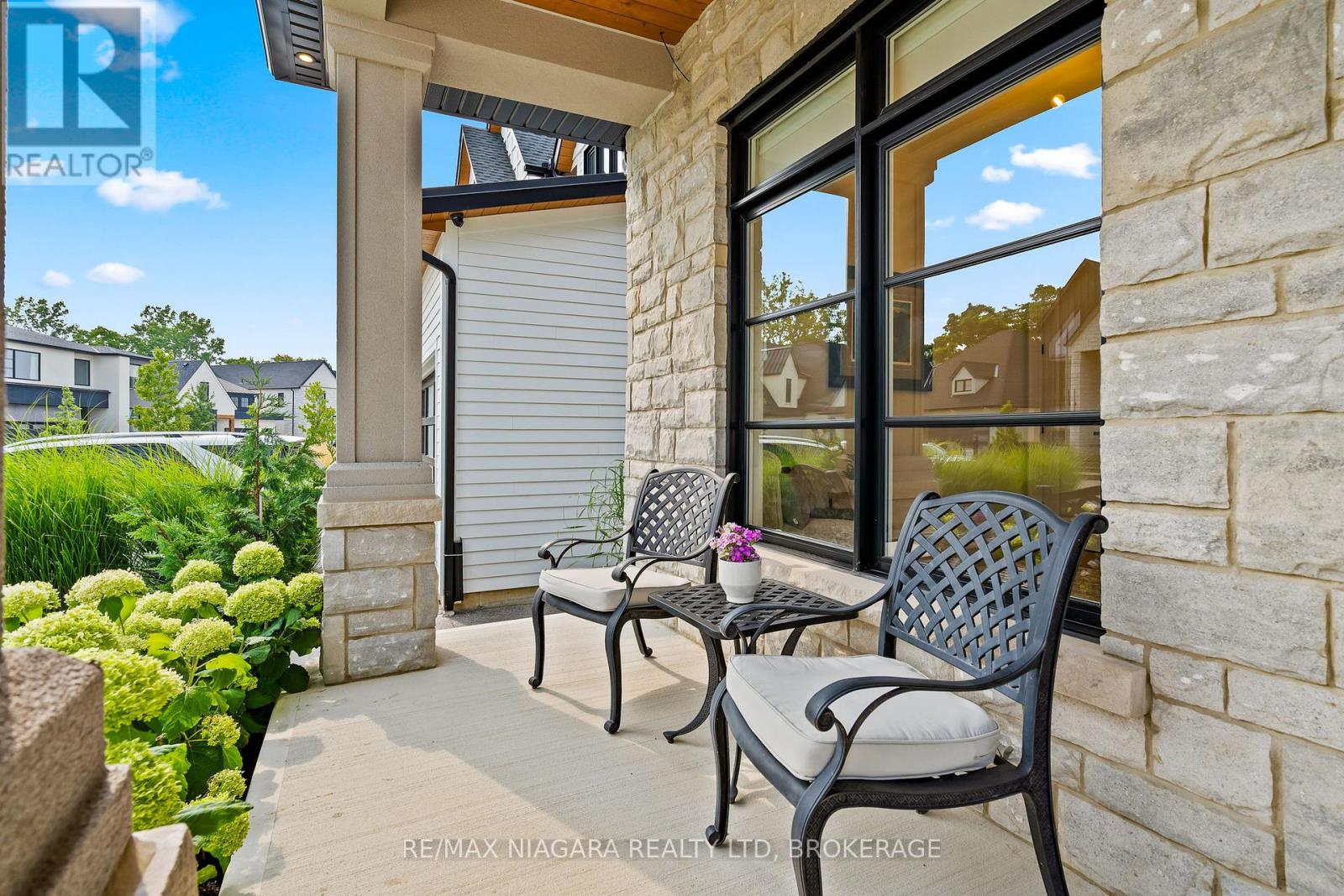 107 Millpond Road, Niagara-On-The-Lake, Ontario  L0S 1J1 - Photo 4 - X12606302