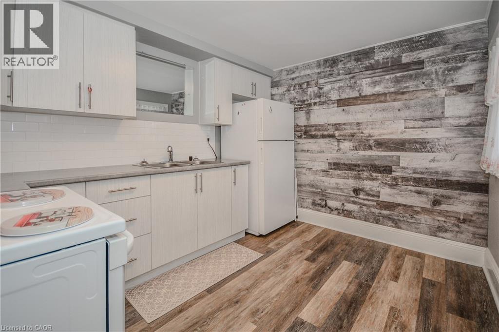 25 Elgin Street N Unit# 4, Cambridge, Ontario  N1R 5G8 - Photo 4 - 40791810