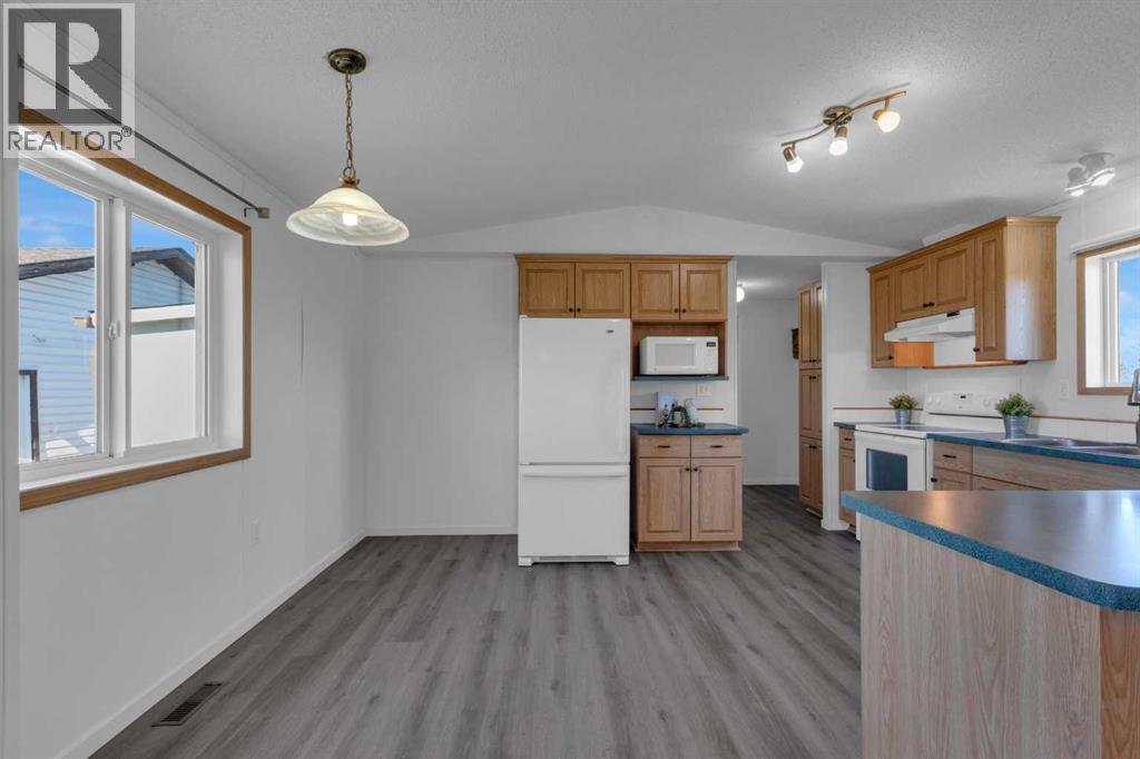 254032 Range Road 245, Nightingale, Alberta  T1P 0L2 - Photo 7 - A2258269