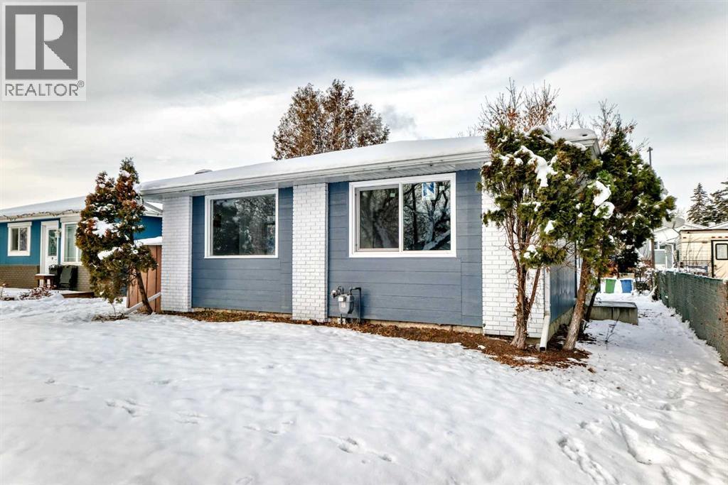 3429 33a Avenue Se, Calgary, Alberta  T2B 0k5 - Photo 2 - A2273161