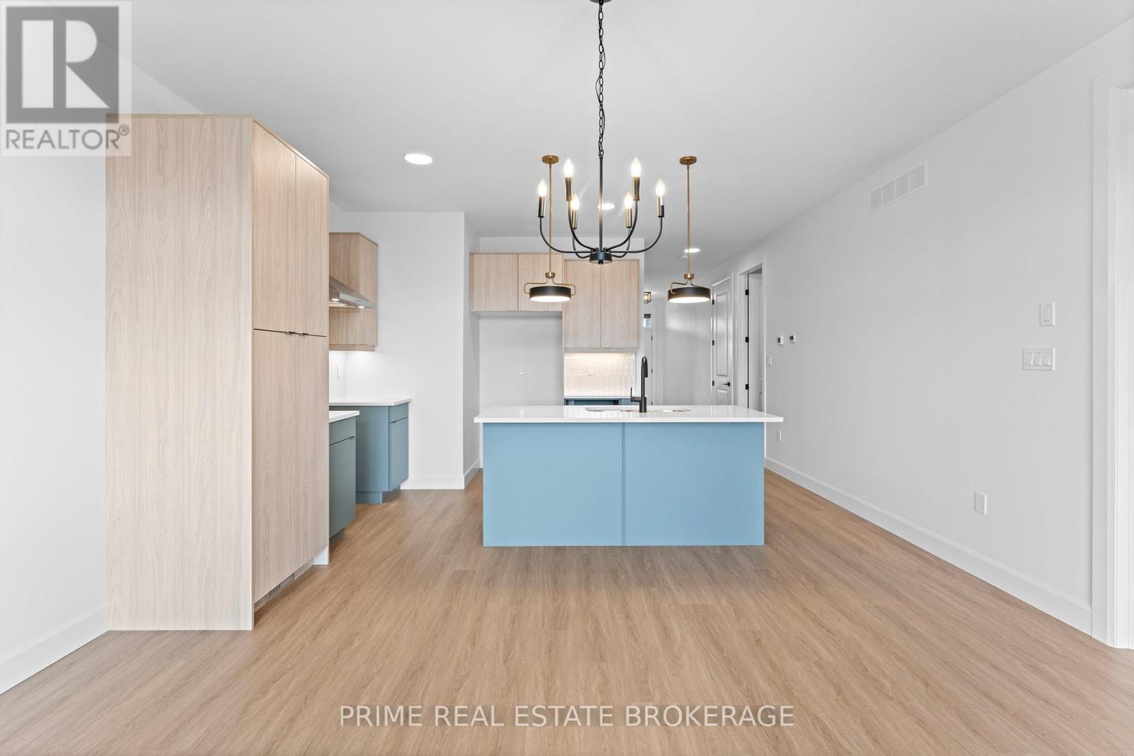 1 - 110 Coastal Crescent, Lambton Shores, Ontario  N0M 1T0 - Photo 11 - X12378114