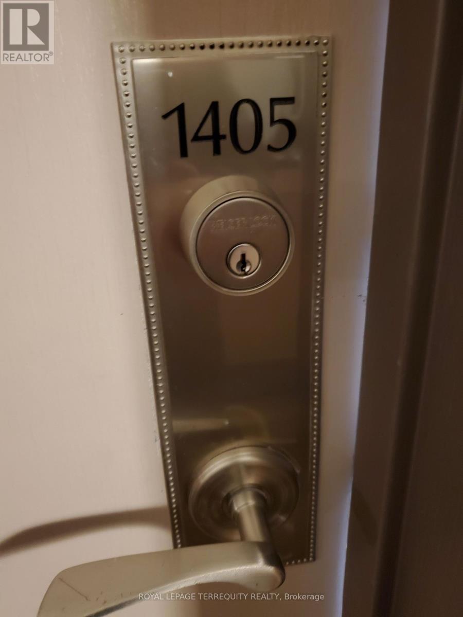 1405 - 99 Harbour Square, Toronto (Waterfront Communities), Ontario  M5J 2H2 - Photo 34 - C12606308