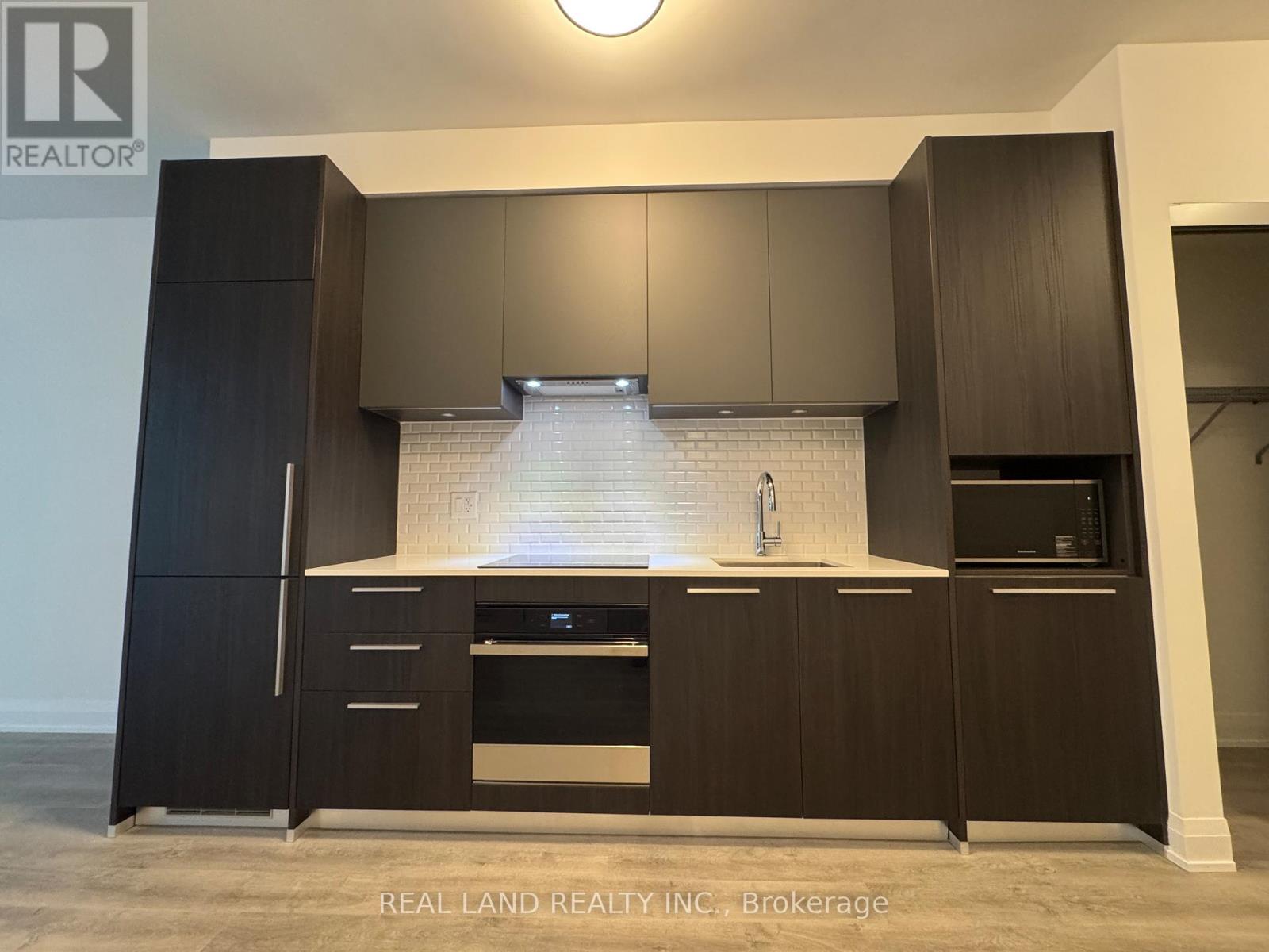 1101 - 65 Broadway Avenue, Toronto, Ontario  M4P 1T9 - Photo 12 - C12606326