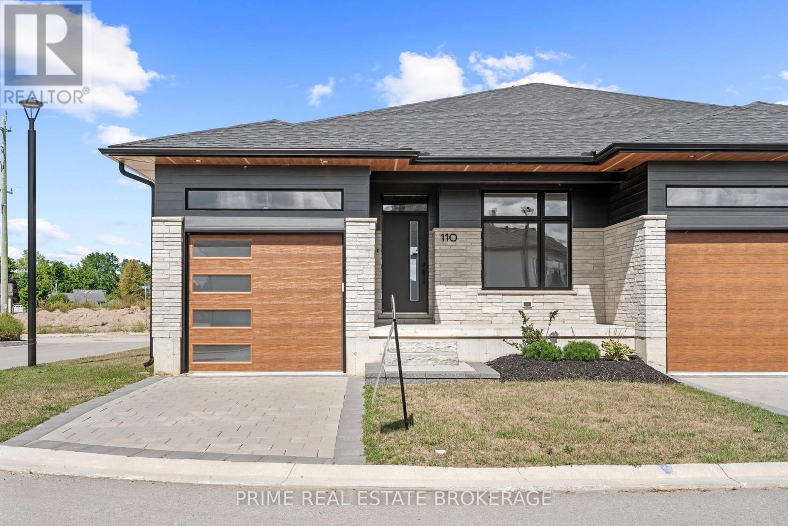 1 - 110 Coastal Crescent, Lambton Shores, Ontario  N0M 1T0 - Photo 39 - X12378114