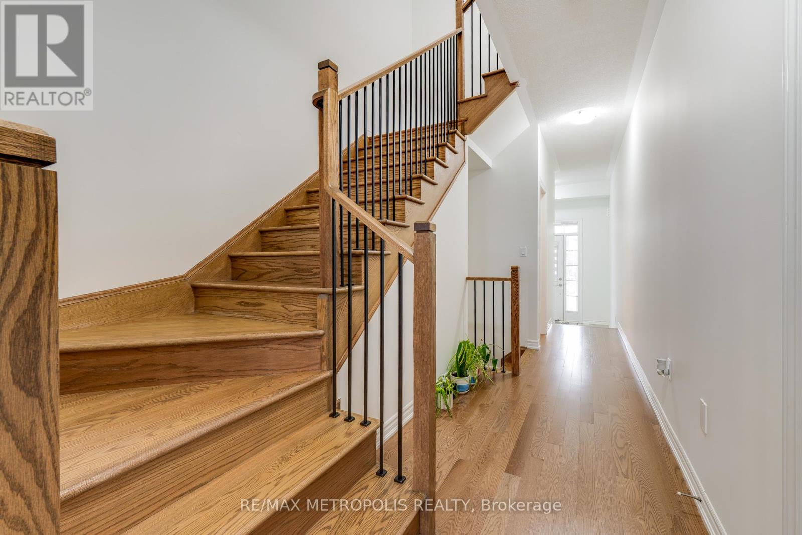 44 Reigate Avenue, Whitby, Ontario  L1P 1Y3 - Photo 12 - E12606240