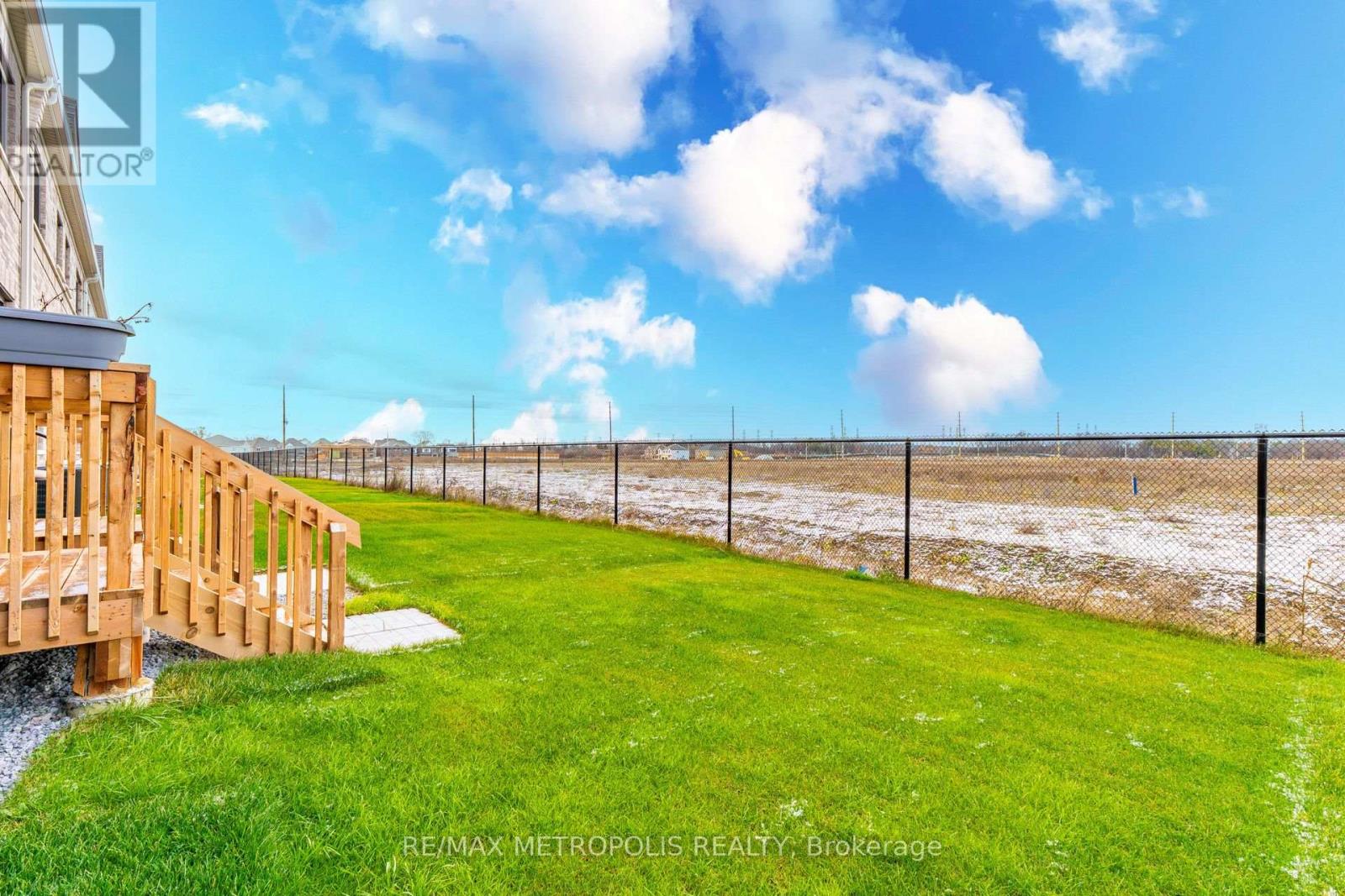 44 Reigate Avenue, Whitby, Ontario  L1P 1Y3 - Photo 30 - E12606240