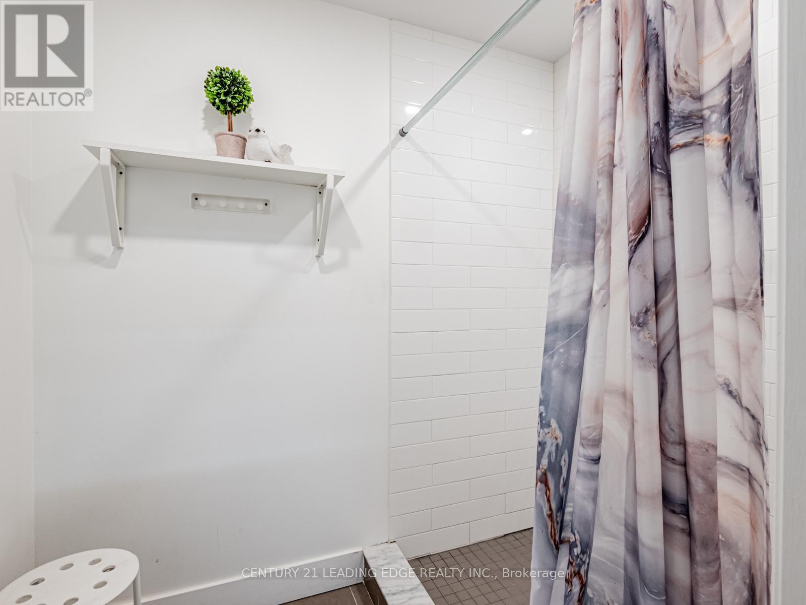 19 Dickens Street, Toronto, Ontario  M4M 1T8 - Photo 24 - E12606262