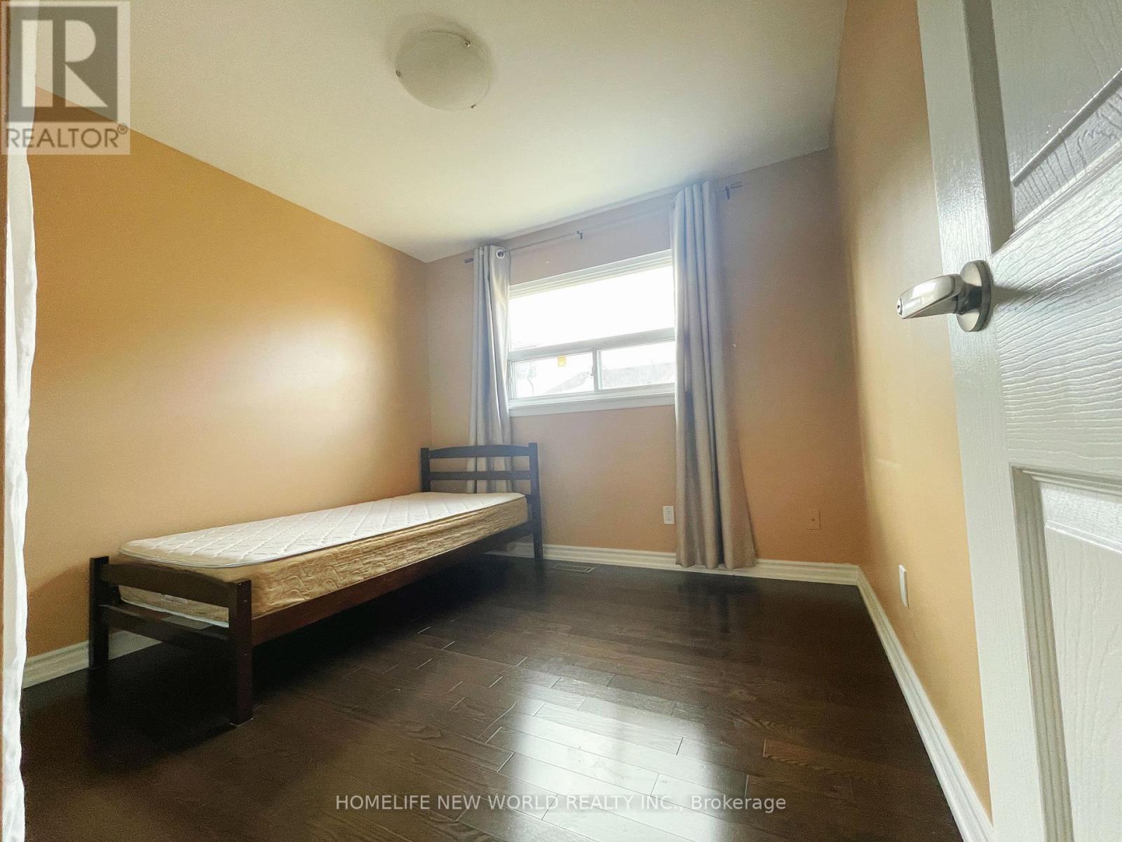 Unknown Address, ,     - Photo 4 - E12606314