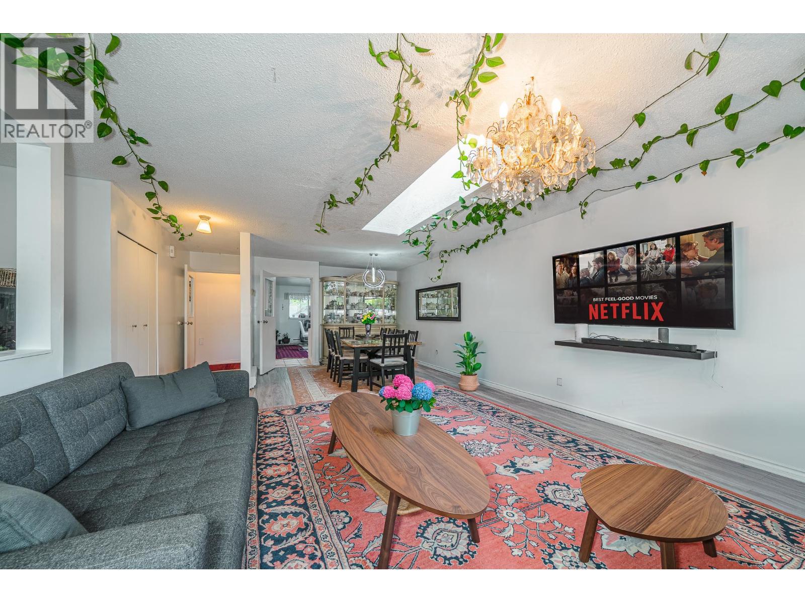 4920 Claude Avenue, Burnaby, British Columbia  V5E 2M2 - Photo 11 - R3062726