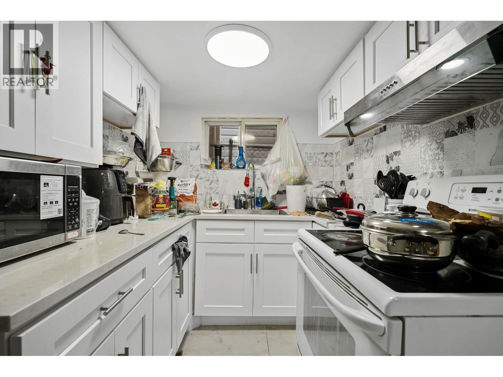 2316 Nanaimo Street, Vancouver, British Columbia  V5N 5E3 - Photo 16 - R3070075