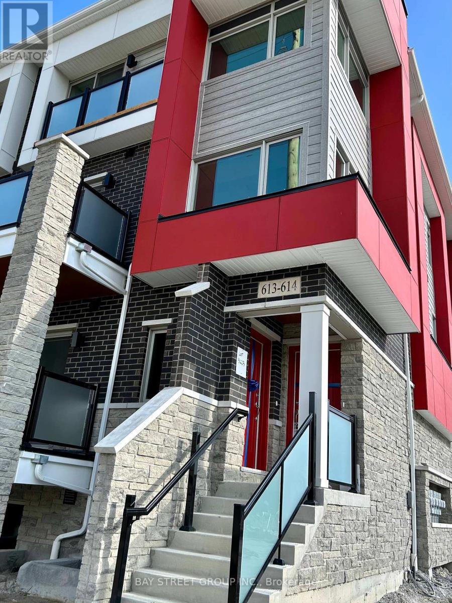 614 - 1034 REFLECTION PLACE, Pickering, Ontario