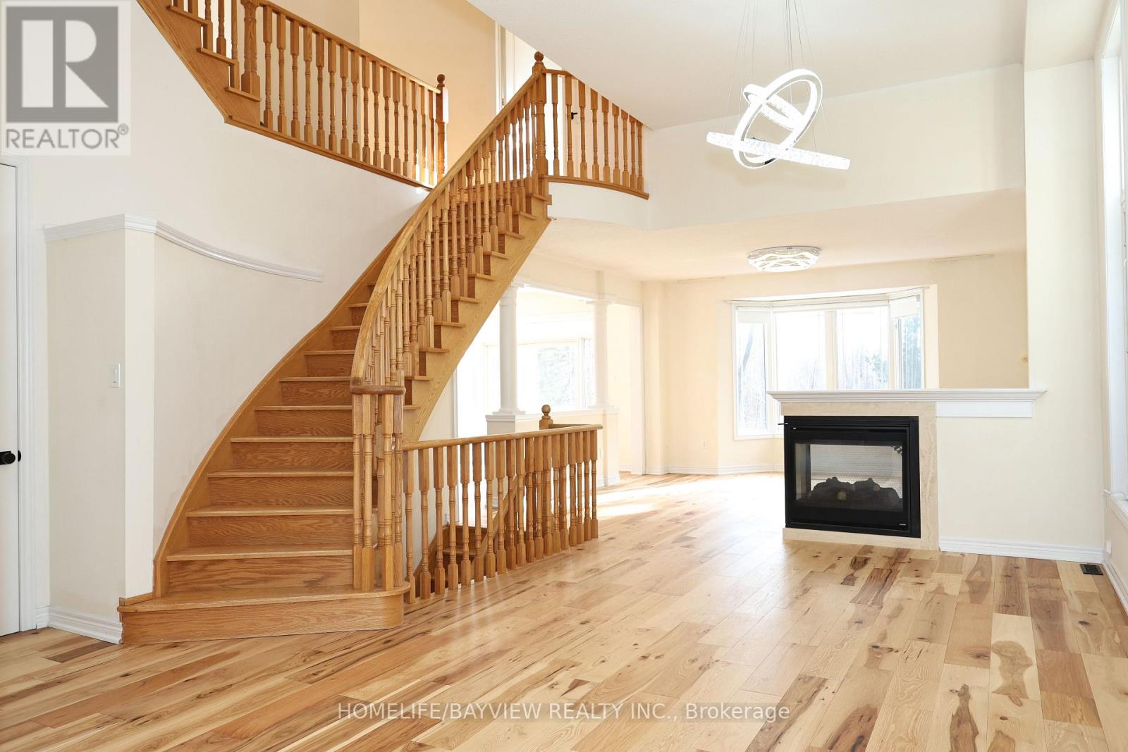 171 Maurier Boulevard, Vaughan, Ontario  L6A 0V2 - Photo 4 - N12604288