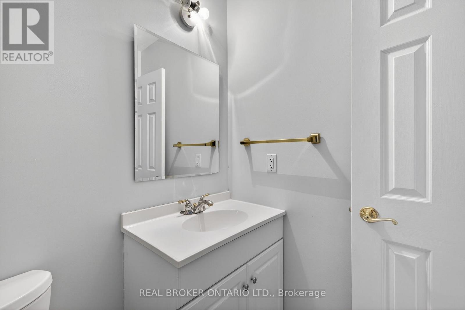 28 Blyth Street W, Richmond Hill, Ontario  L4E 2Y1 - Photo 11 - N12606184