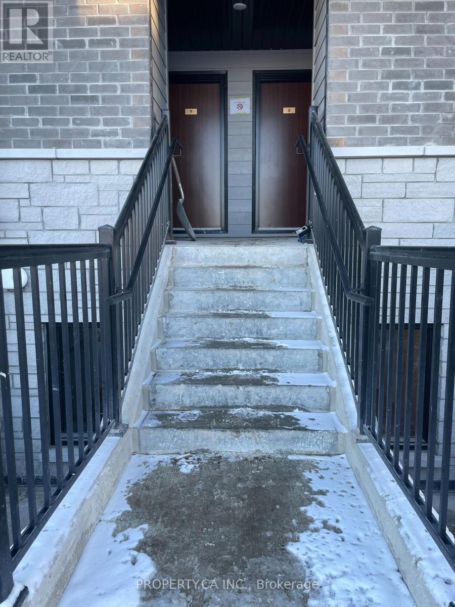 8 - 30 Markdale Lane, Markham, Ontario  L3S 0E3 - Photo 4 - N12606222