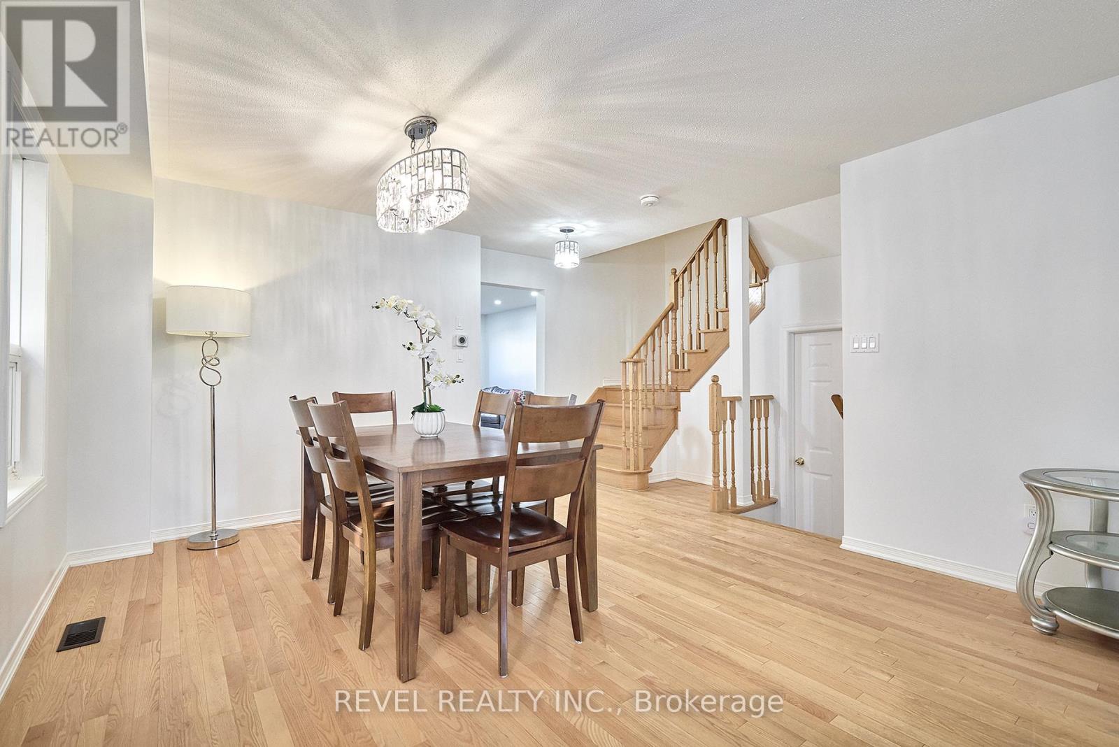 35 Manordale Crescent, Vaughan, Ontario  L4H 0T6 - Photo 5 - N12606264