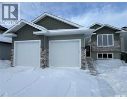 824 Woods Crescent, Warman, Ca