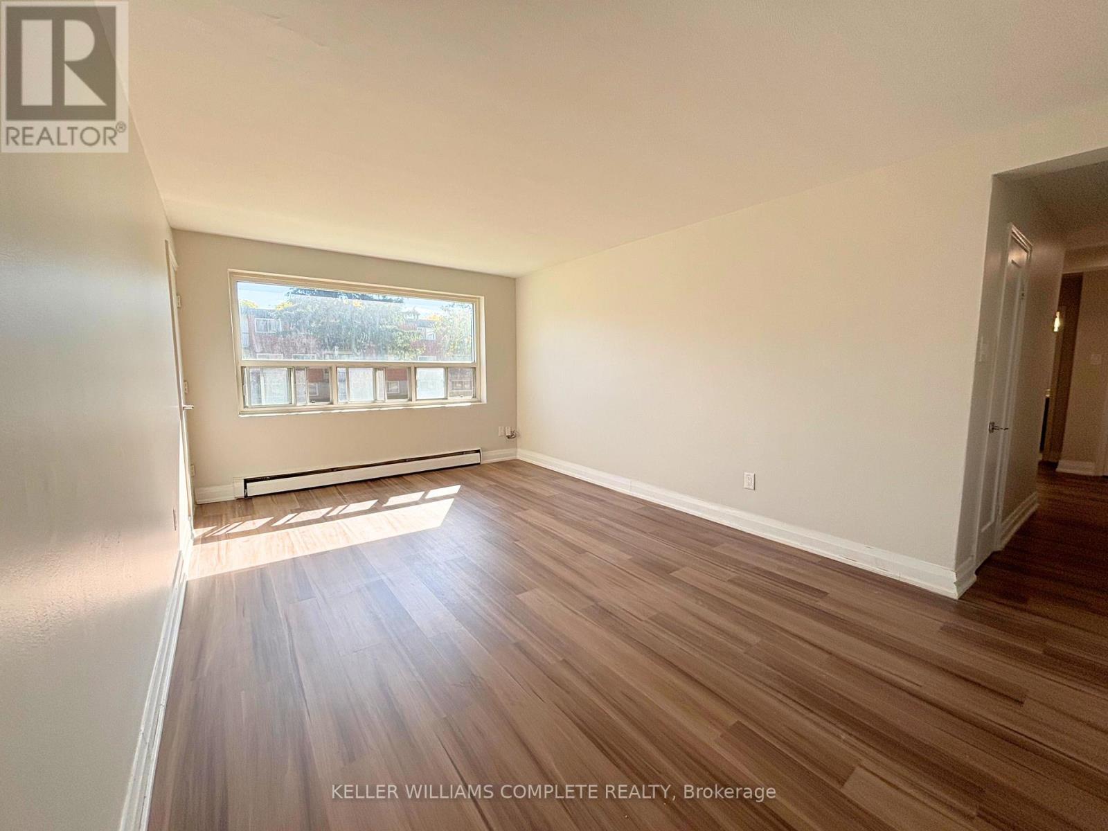 280 Lorne Avenue, Kitchener, Ontario N2M 3Y8 - Photo 7 - X12524216