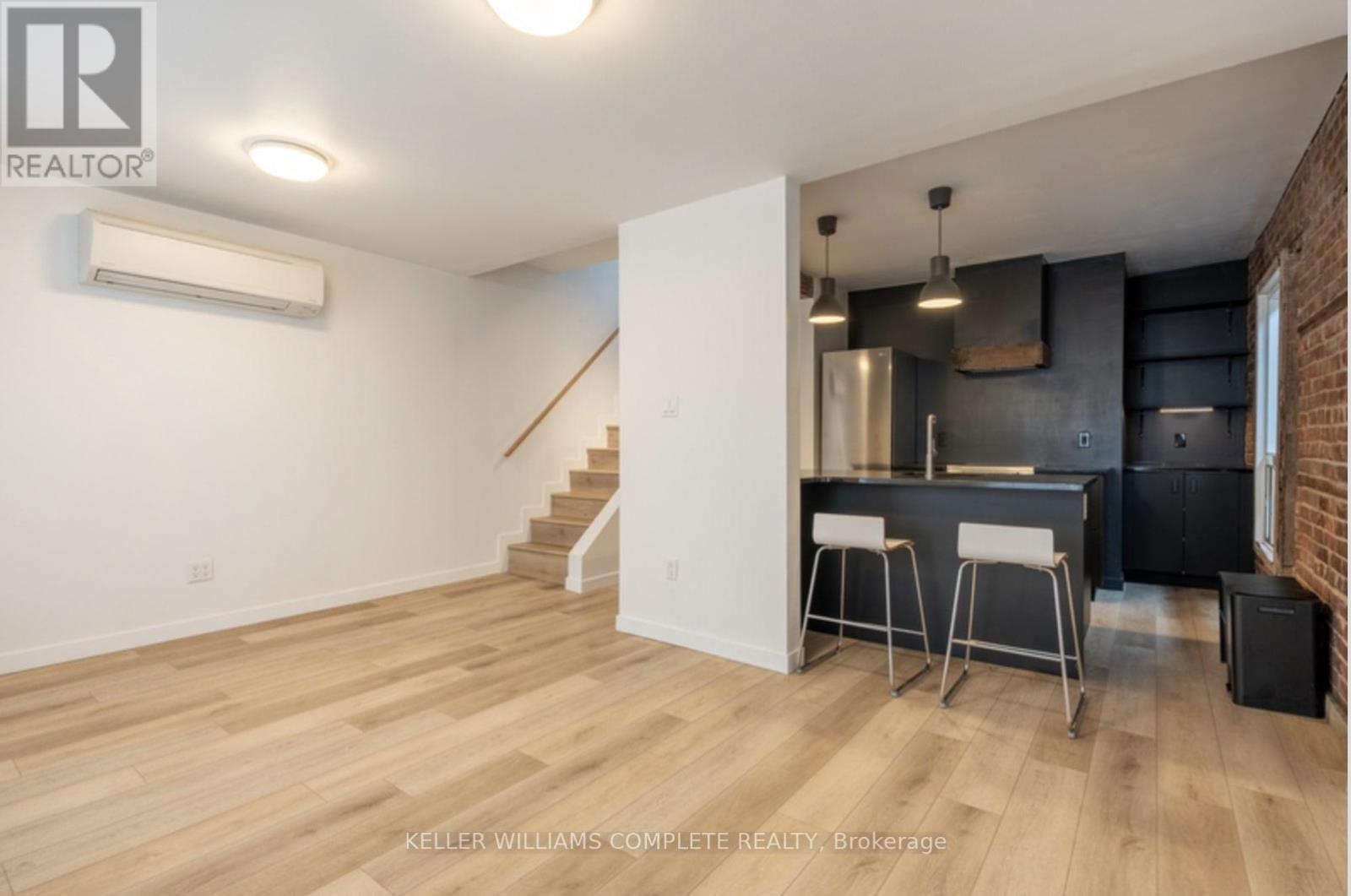 1 - 41 BURLINGTON STREET E, Hamilton, Ontario