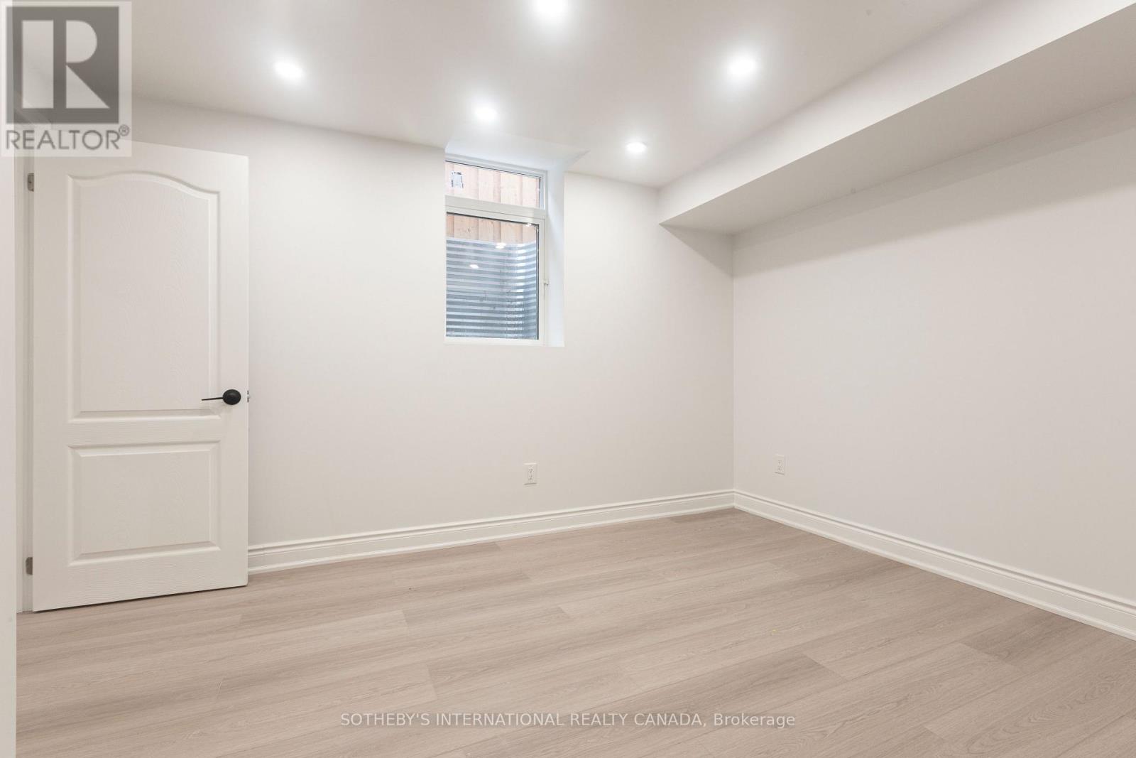 Basement - 1182 Blueheron Boulevard, Mississauga, Ontario  L5V 2E1 - Photo 10 - W12606178