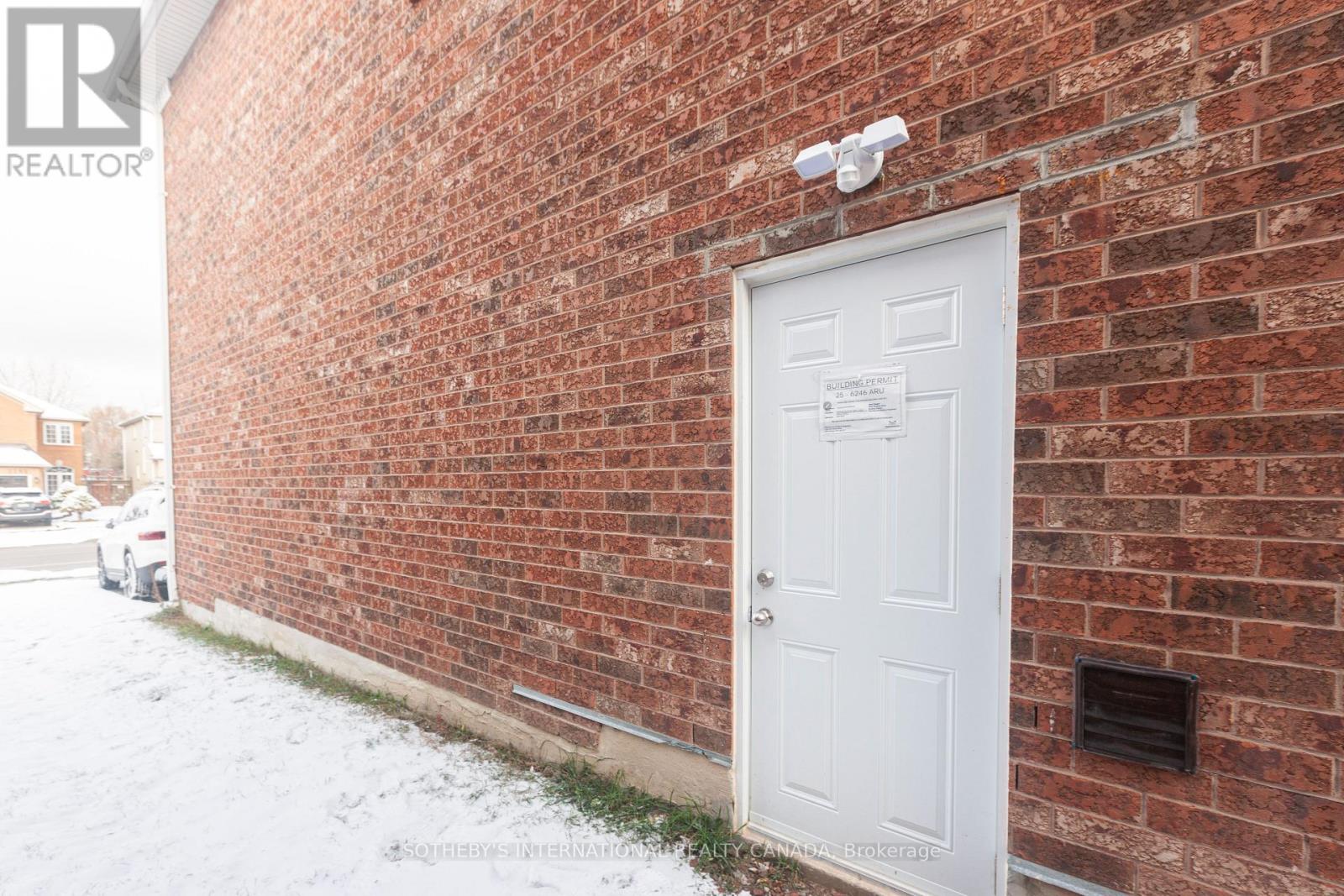 Basement - 1182 Blueheron Boulevard, Mississauga, Ontario  L5V 2E1 - Photo 2 - W12606178