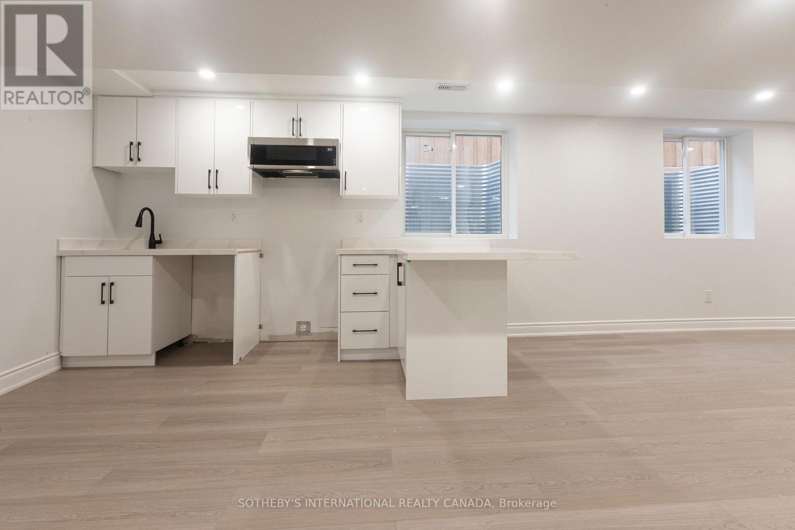 Basement - 1182 Blueheron Boulevard, Mississauga, Ontario  L5V 2E1 - Photo 3 - W12606178