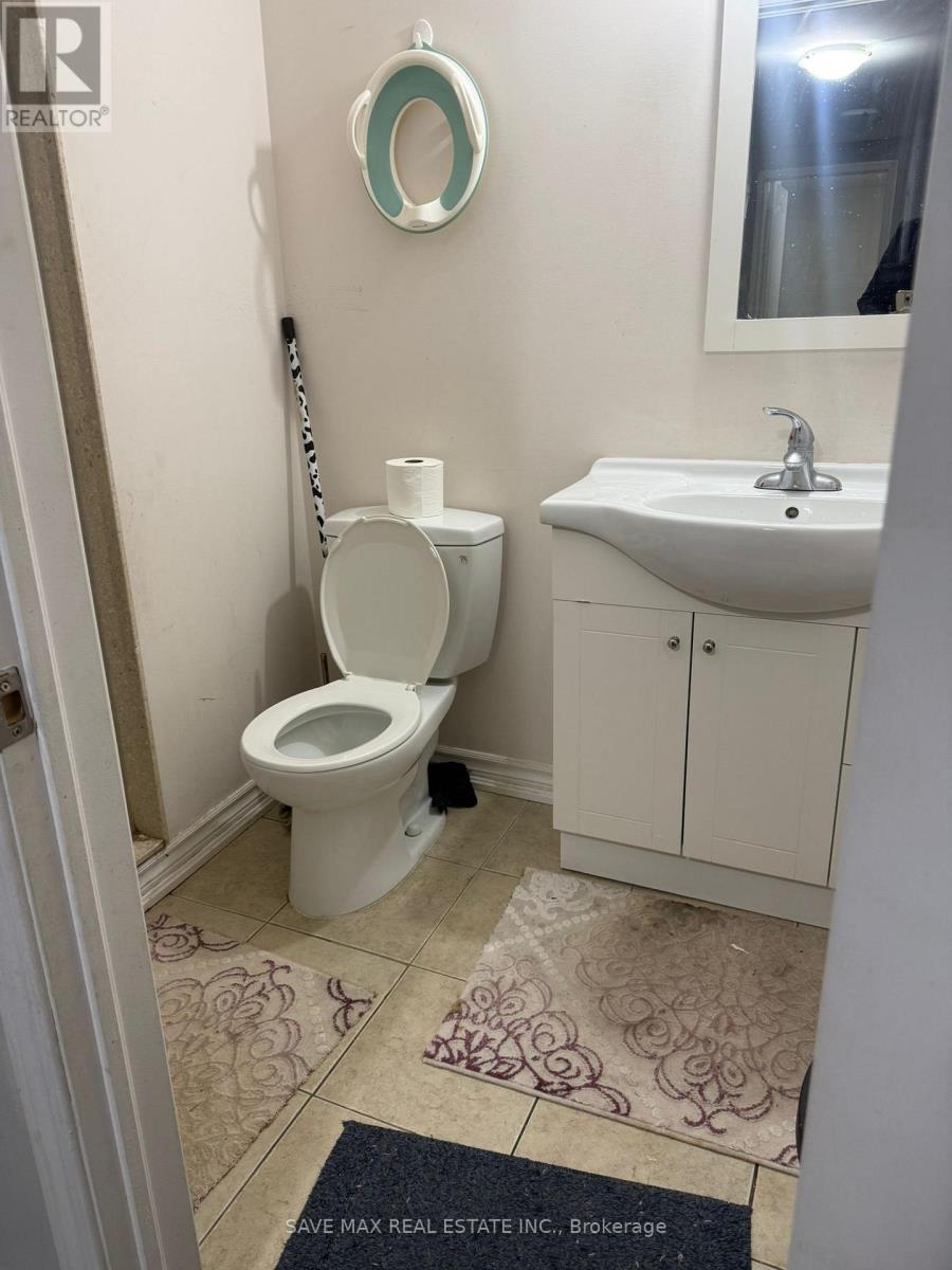 Bsmnt - 2357 Avongate Drive, Mississauga, Ontario  L5C 2X7 - Photo 12 - W12606188