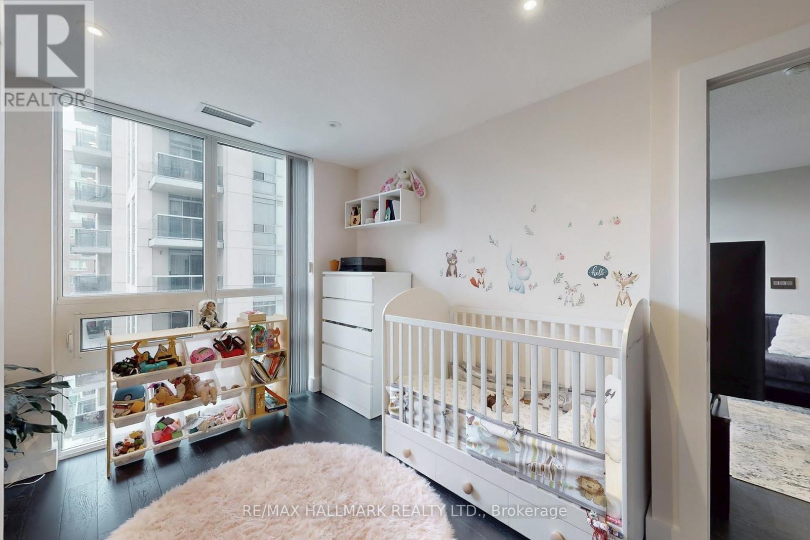1002 - 3 Michael Power Place, Toronto, Ontario M9A 0A2 - Photo 25 - W12606216