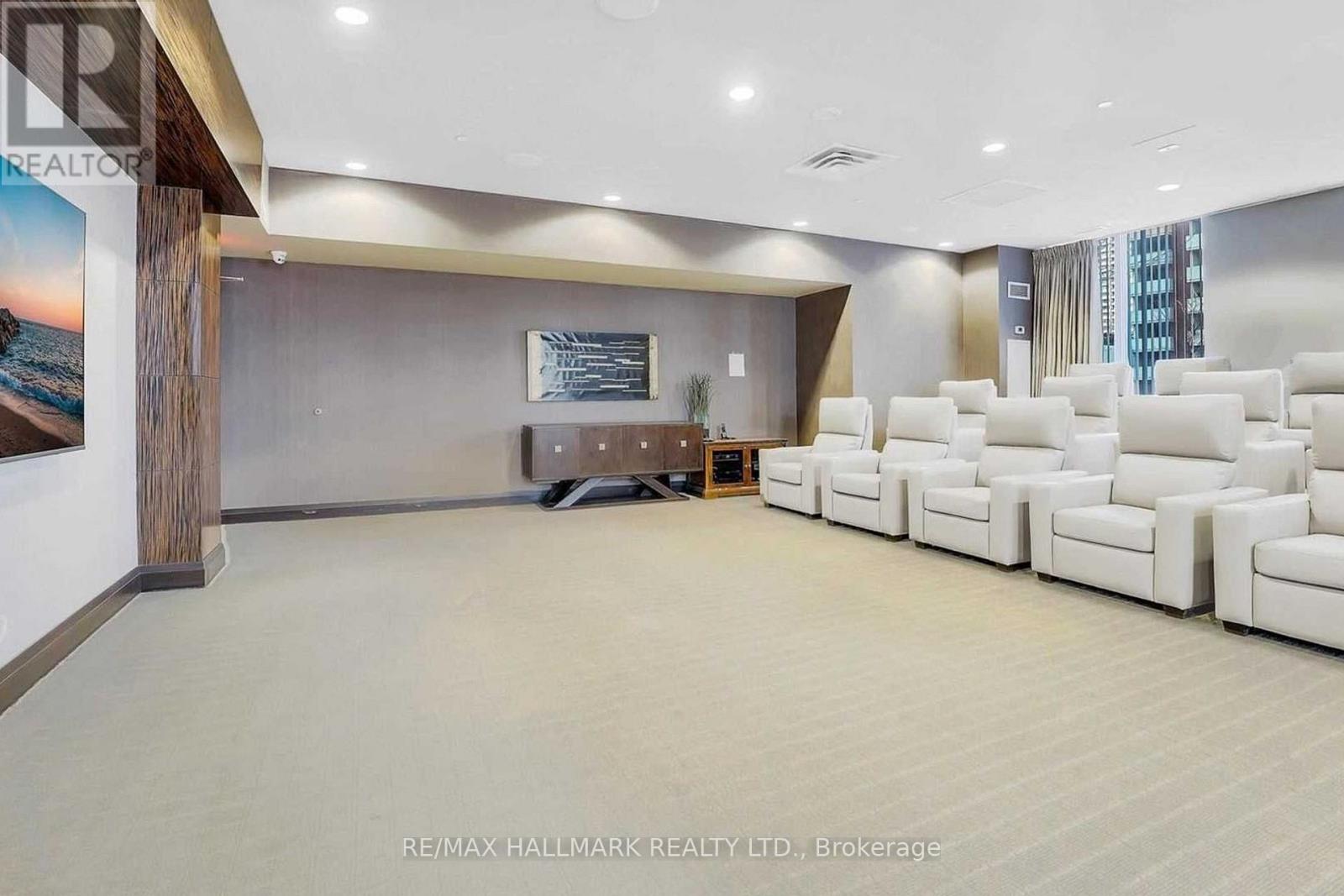 1002 - 3 Michael Power Place, Toronto, Ontario M9A 0A2 - Photo 38 - W12606216