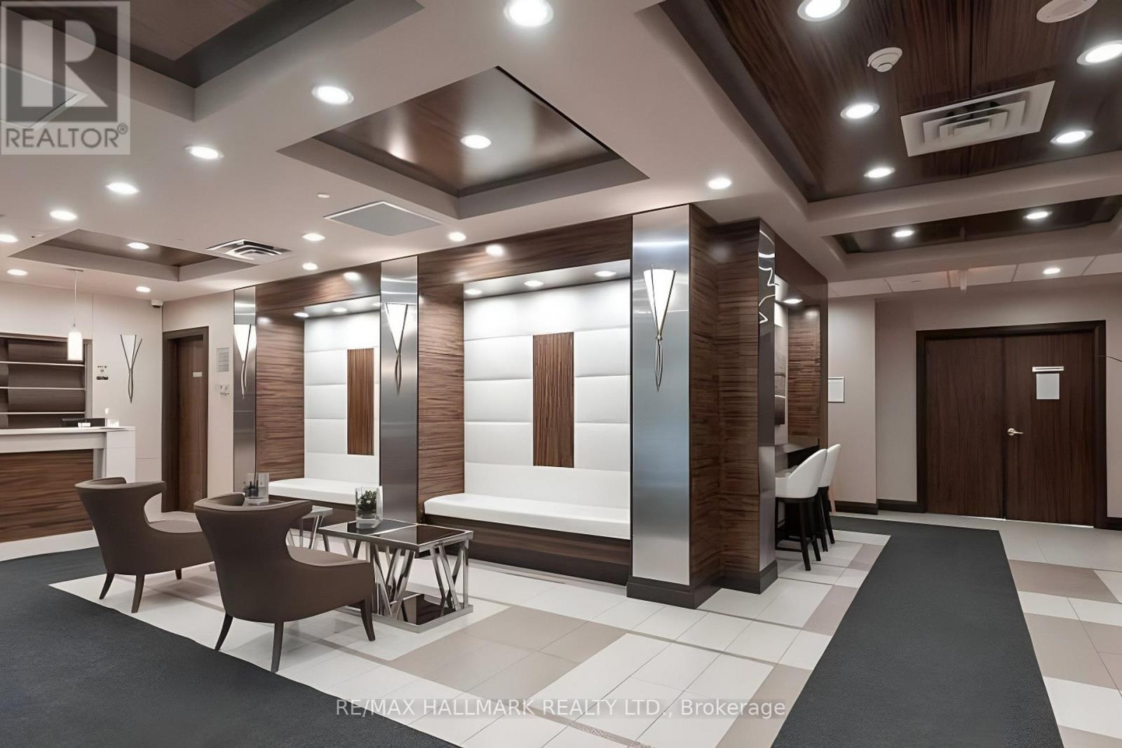 1002 - 3 Michael Power Place, Toronto, Ontario M9A 0A2 - Photo 8 - W12606216