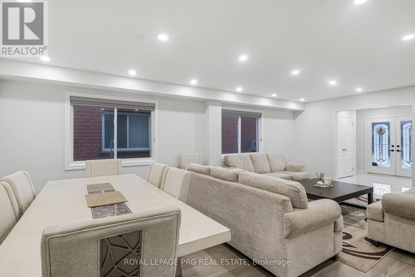 226 Mountainberry Road, Brampton, Ontario  L6R 1W3 - Photo 10 - W12606220