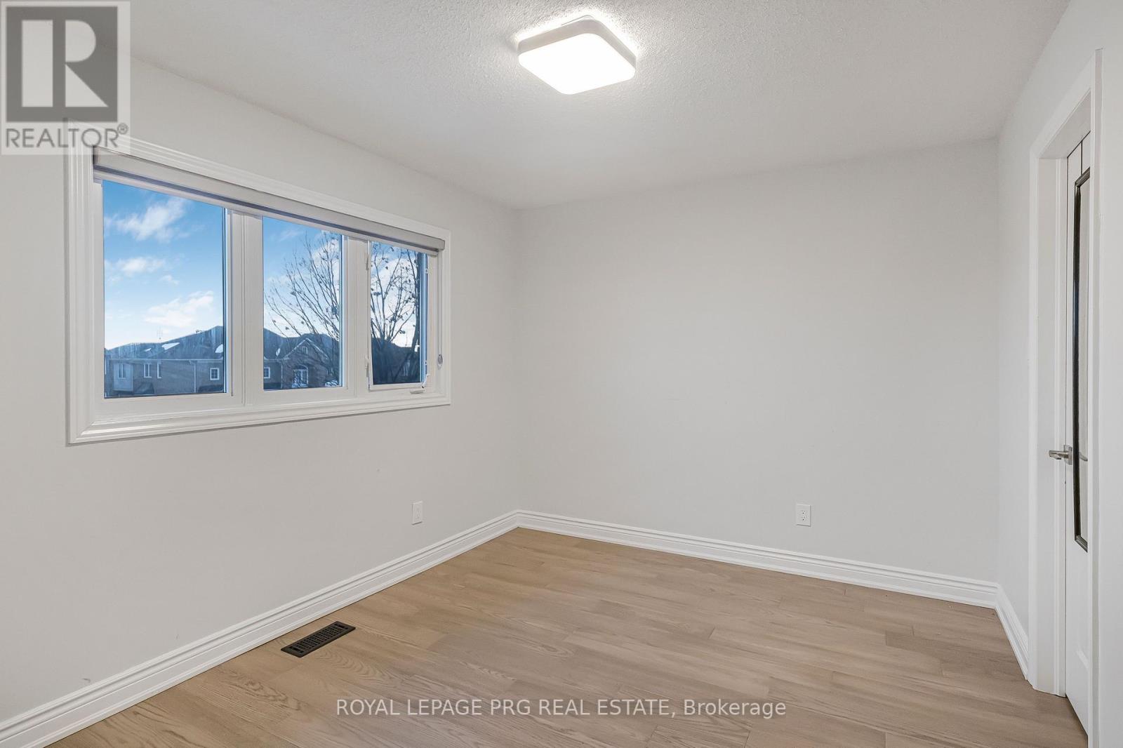 226 Mountainberry Road, Brampton, Ontario  L6R 1W3 - Photo 19 - W12606220