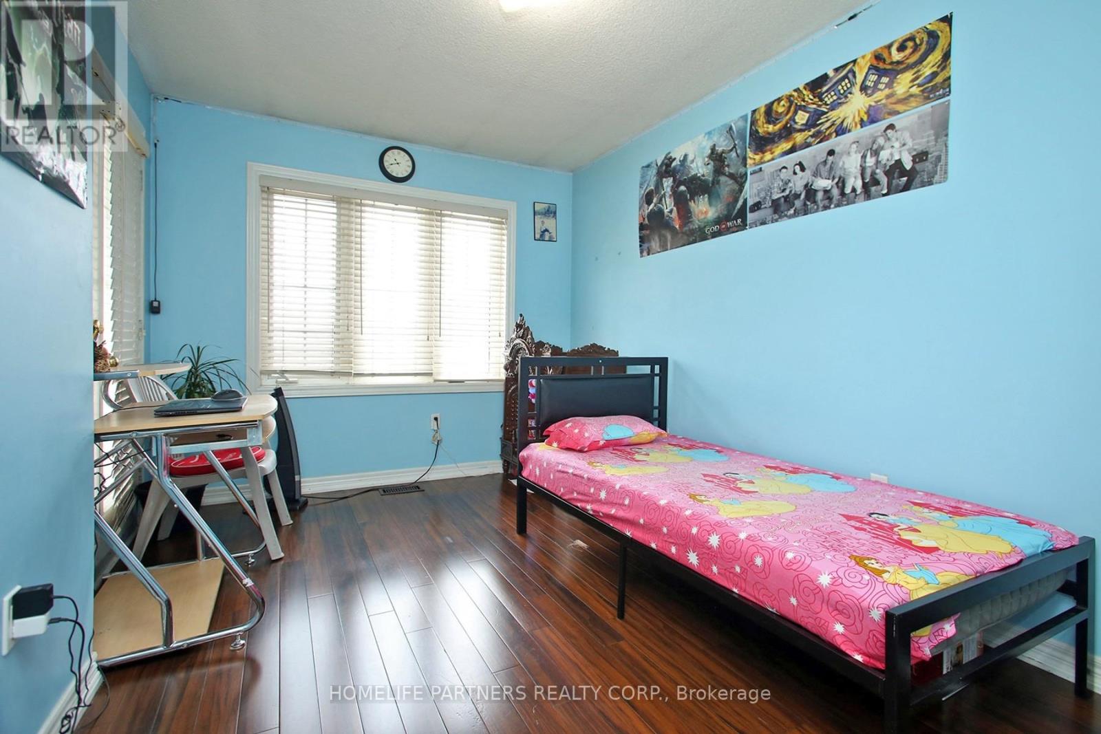 40 Nathaniel Crescent, Brampton, Ontario  L6Y 5M5 - Photo 7 - W12606224