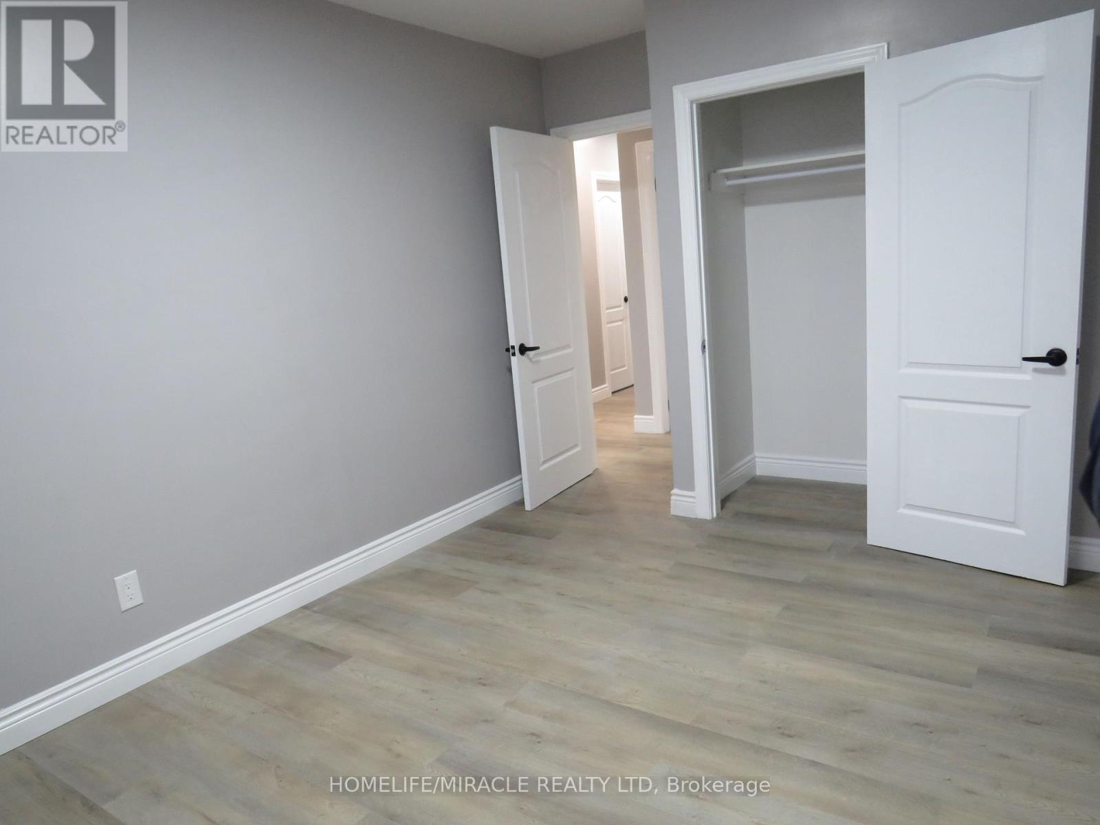 18 Rubydale Gardens, Toronto, Ontario  M9L 1B9 - Photo 28 - W12606232