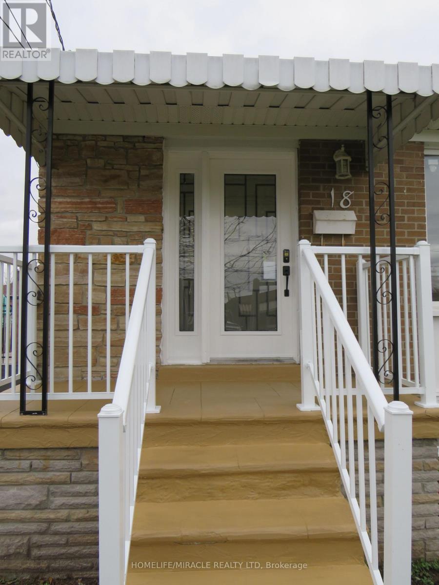 18 Rubydale Gardens, Toronto, Ontario  M9L 1B9 - Photo 4 - W12606232