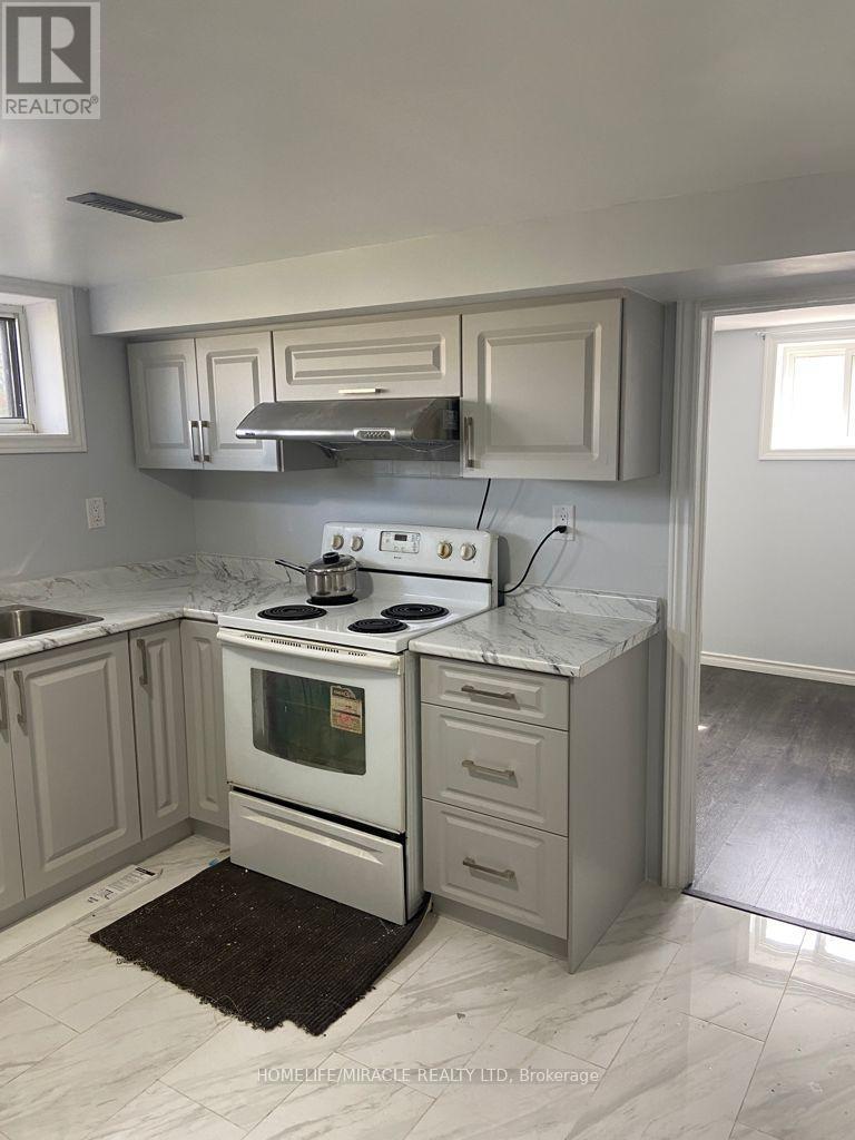 18 Rubydale Gardens, Toronto, Ontario  M9L 1B9 - Photo 43 - W12606232