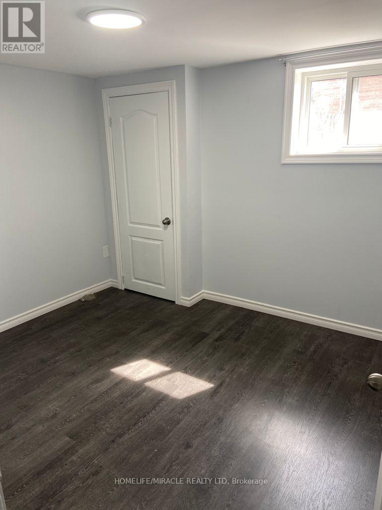 18 Rubydale Gardens, Toronto, Ontario  M9L 1B9 - Photo 45 - W12606232