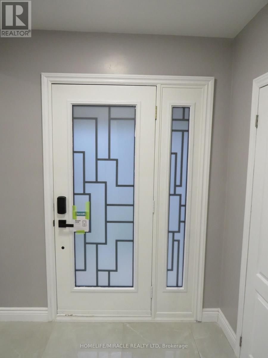 18 Rubydale Gardens, Toronto, Ontario  M9L 1B9 - Photo 8 - W12606232