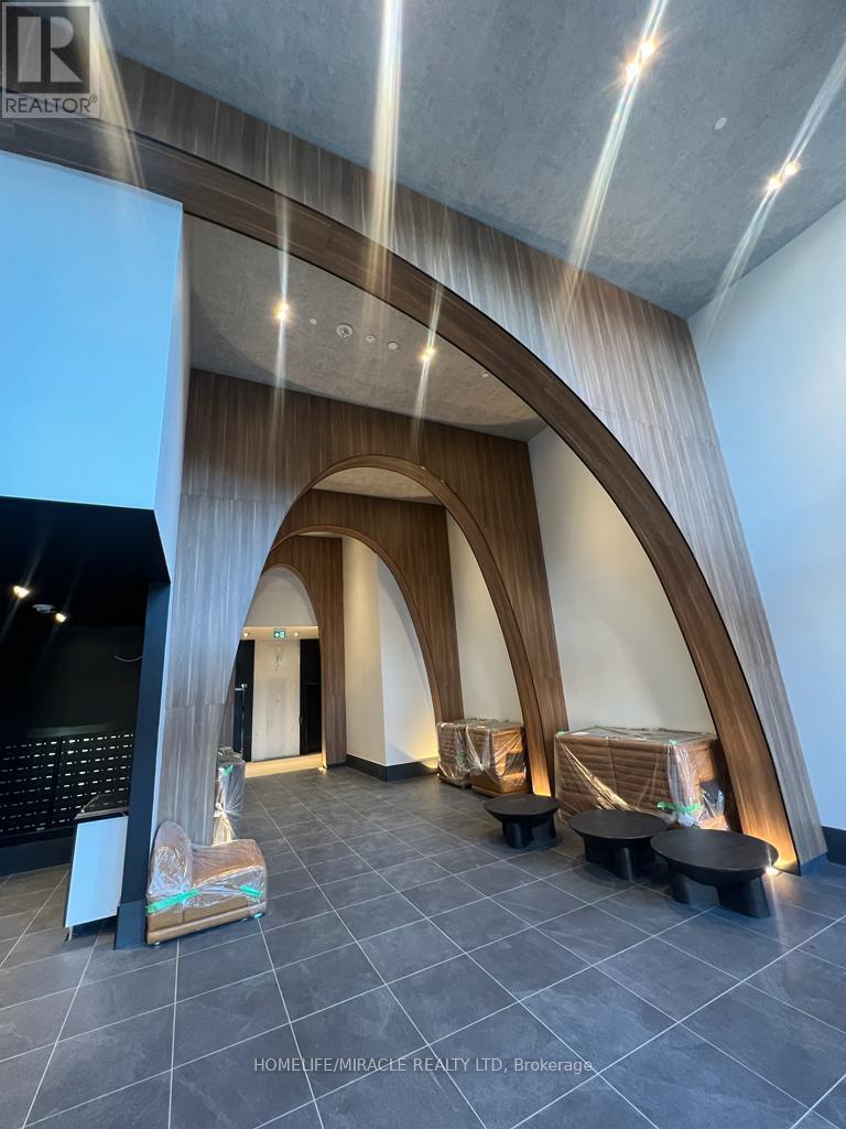 914 - 270 Dufferin Street, Toronto, Ontario  M6K 0H8 - Photo 13 - W12606258