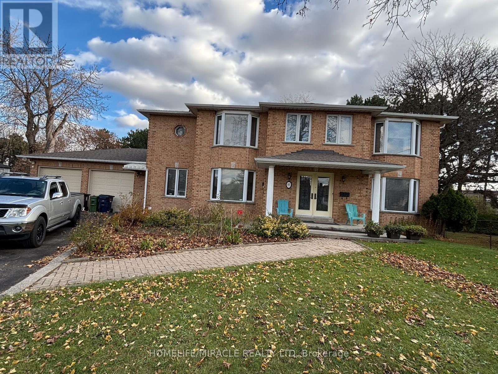 85 Harlow Crescent, Toronto, Ontario  M9V 2Y8 - Photo 2 - W12606260