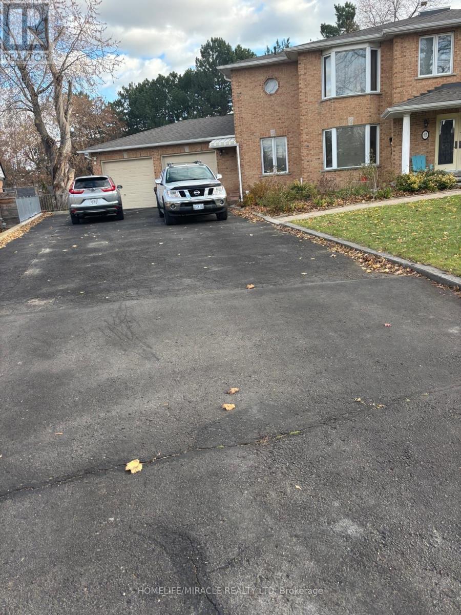 85 Harlow Crescent, Toronto, Ontario  M9V 2Y8 - Photo 23 - W12606260