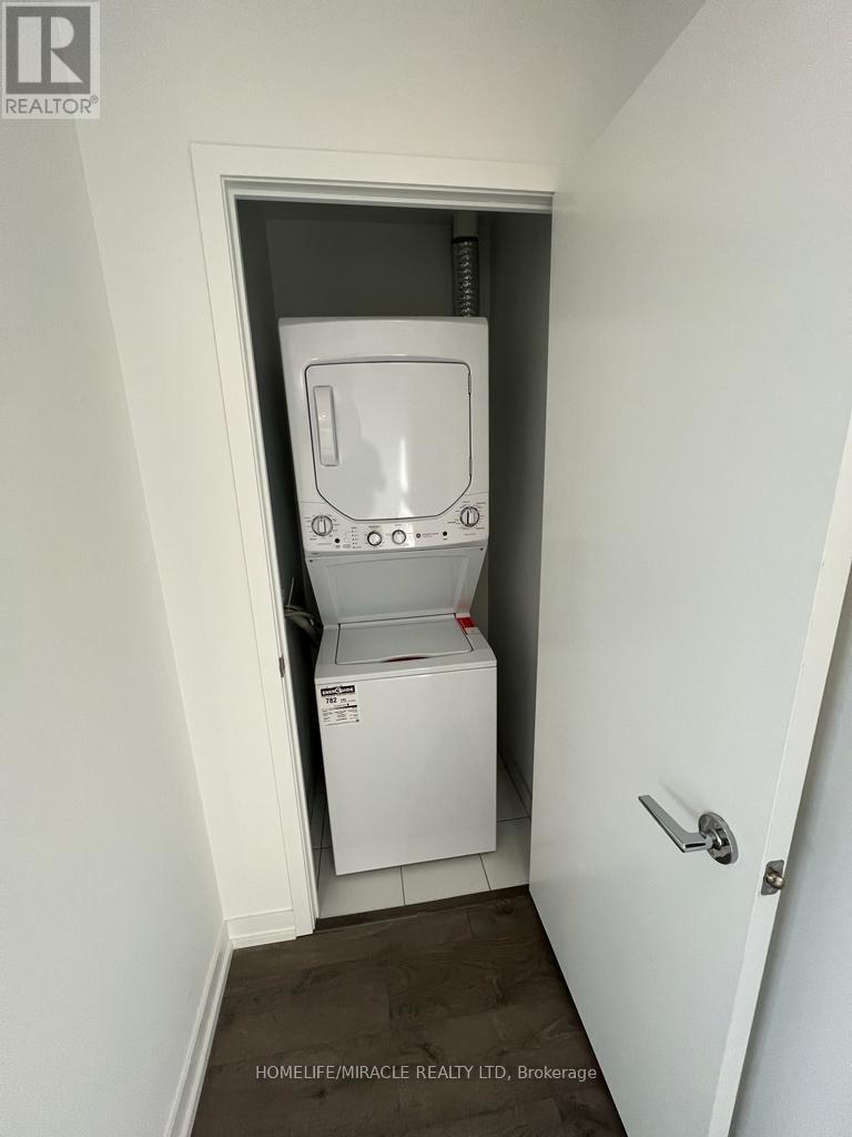 914 - 270 Dufferin Street, Toronto, Ontario  M6K 0H8 - Photo 6 - W12606272