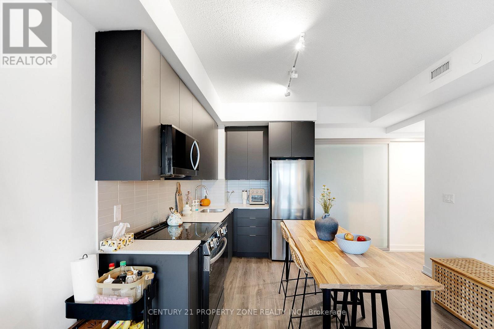 510 - 225 Malta Avenue, Brampton, Ontario  L6Y 4M5 - Photo 10 - W12606286