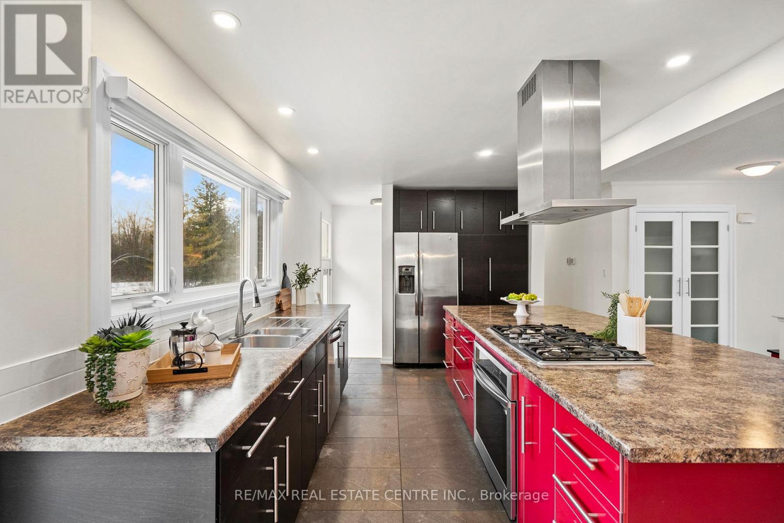 10534 First Nassagaweya Line, Milton, Ontario  L0P 1J0 - Photo 4 - W12606294