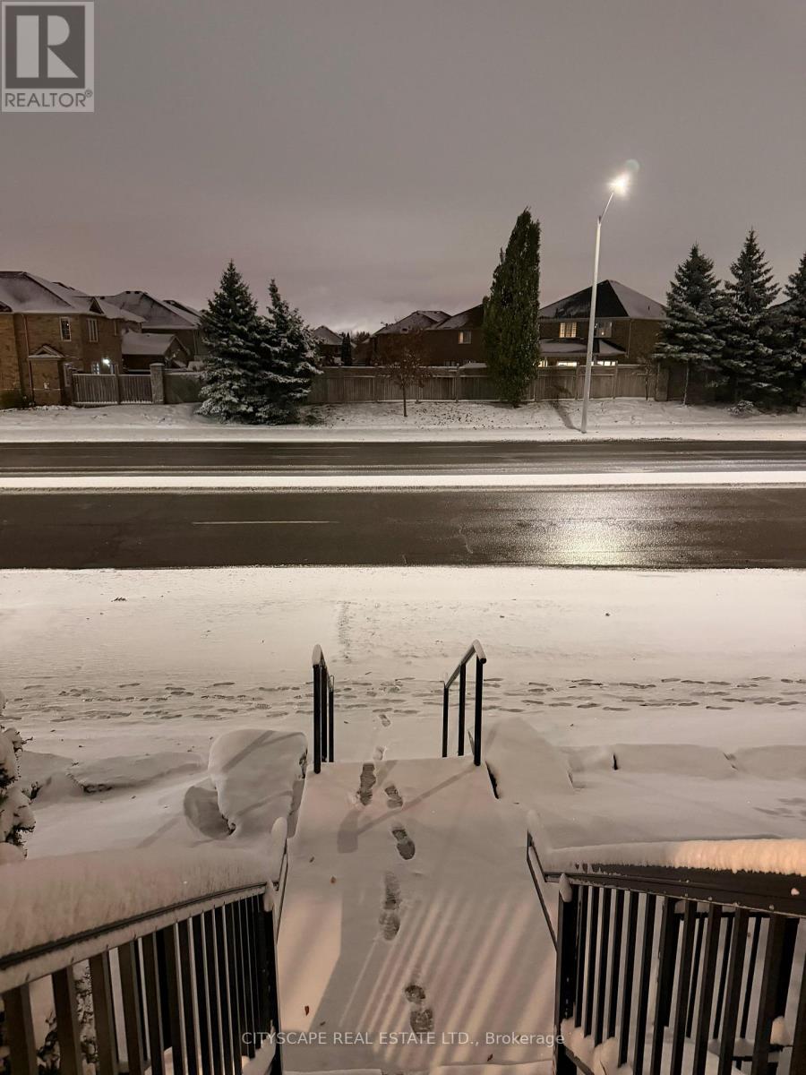 57 - 250 Sunny Meadow Boulevard, Brampton, Ontario L6R 3Y6 - Photo 5 - W12606318