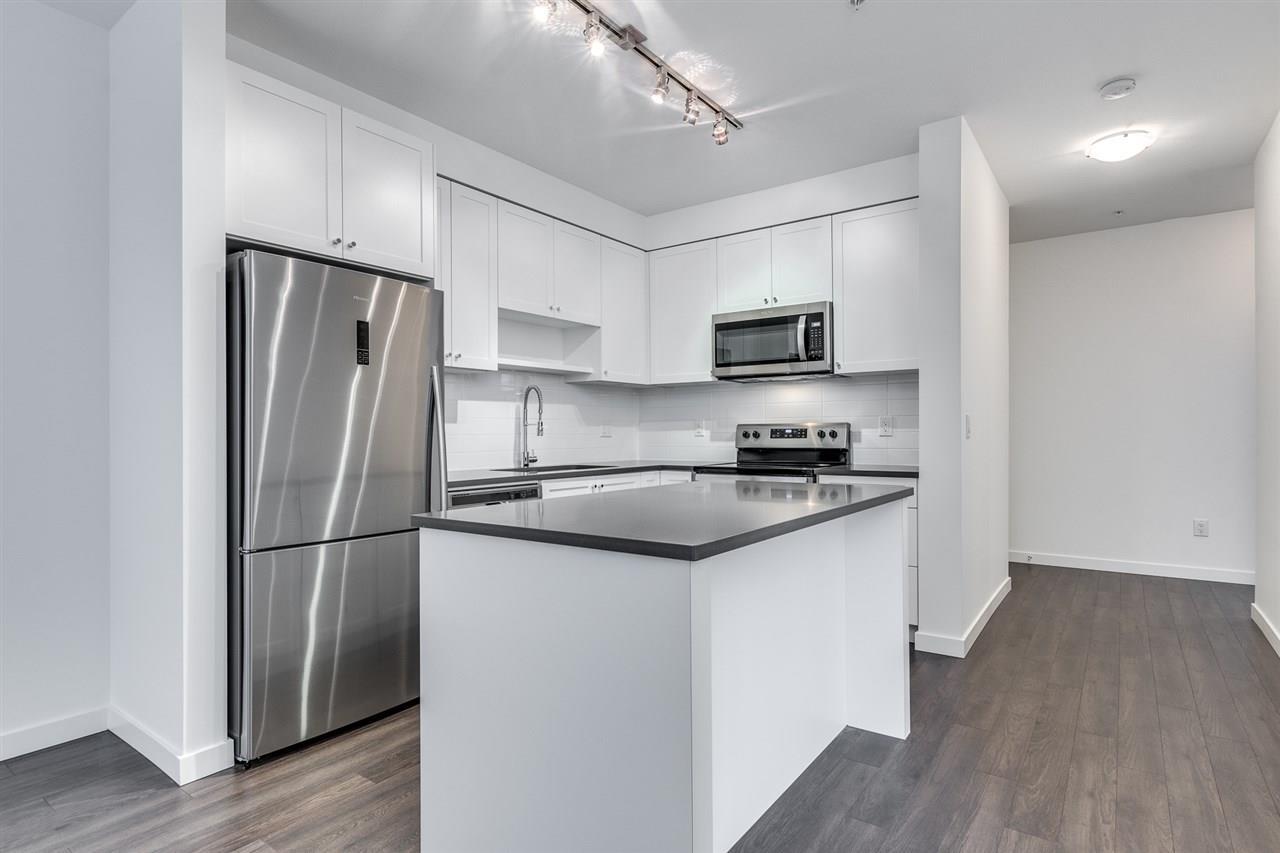 301 13628 81a Avenue, Surrey, British Columbia  V3W 3E2 - Photo 8 - R3064821