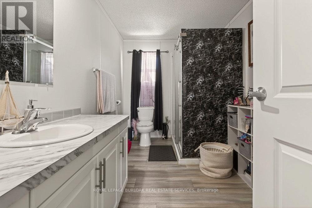 29 Hickory Hollow, Haldimand, Ontario  N0A 1L0 - Photo 17 - X12606168