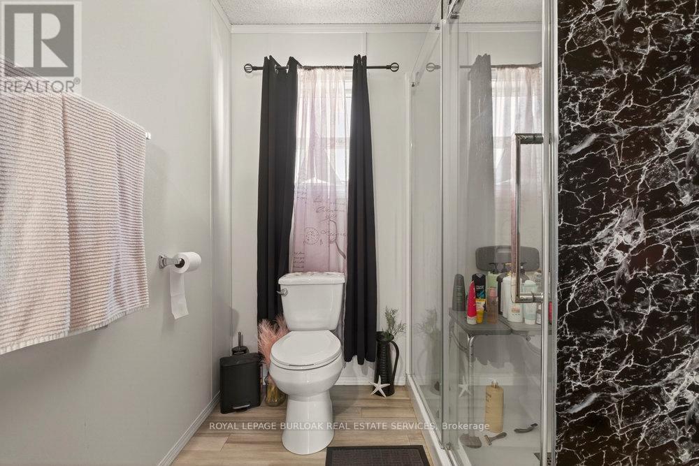 29 Hickory Hollow, Haldimand, Ontario  N0A 1L0 - Photo 18 - X12606168