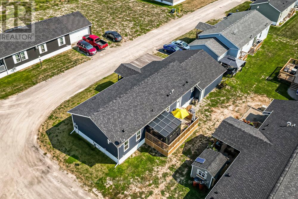 29 Hickory Hollow, Haldimand, Ontario  N0A 1L0 - Photo 41 - X12606168