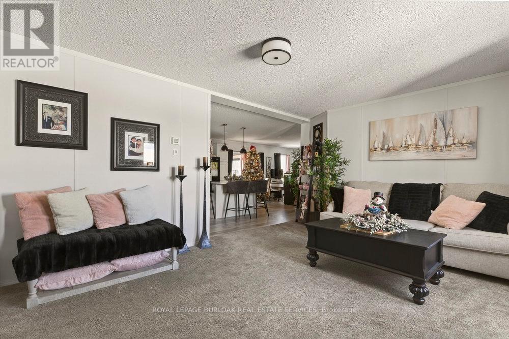 29 Hickory Hollow, Haldimand, Ontario  N0A 1L0 - Photo 6 - X12606168